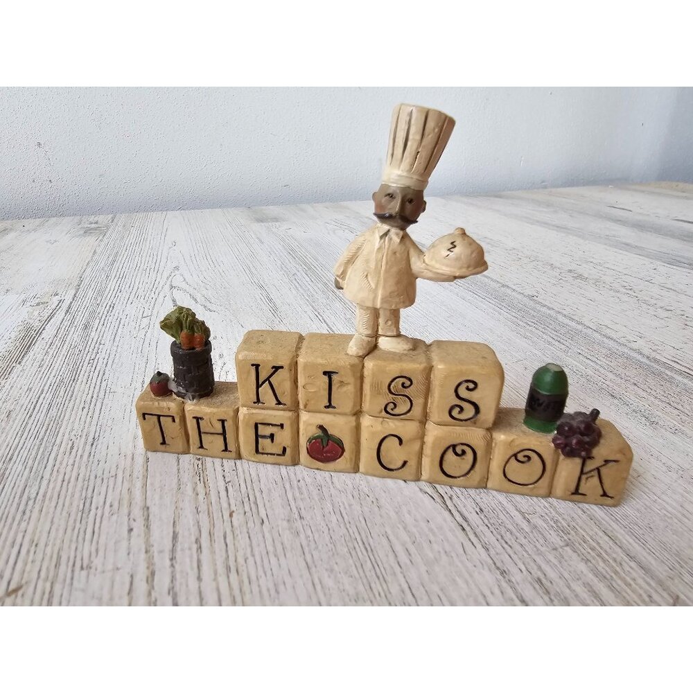 Suzi kiss the‎ cook statue figurine as is wine carrots kitchen décor